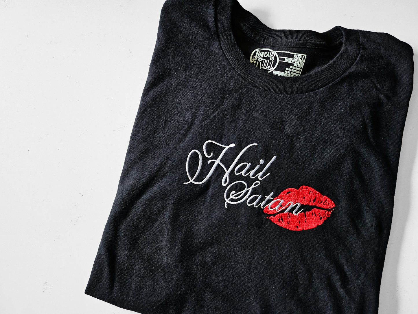 Hail Satan Mwah! Tshirt/Sweatshirt